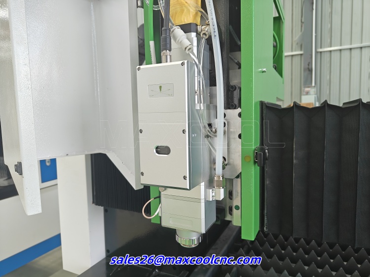 Fiber Laser Cutter 1500W Metal - MAXCOOL Lazer Metal Kesme Makinesi 3015