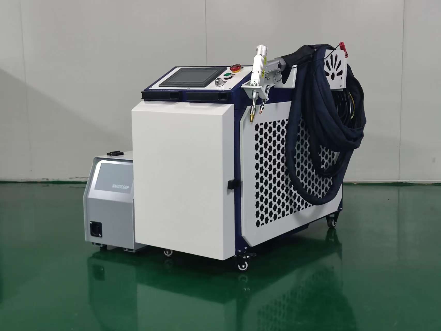 Alüminyum ve Paslanmaz Çelik i - Laser Welding Machine 3 In 1 2000W incelemesi ve fiyatı